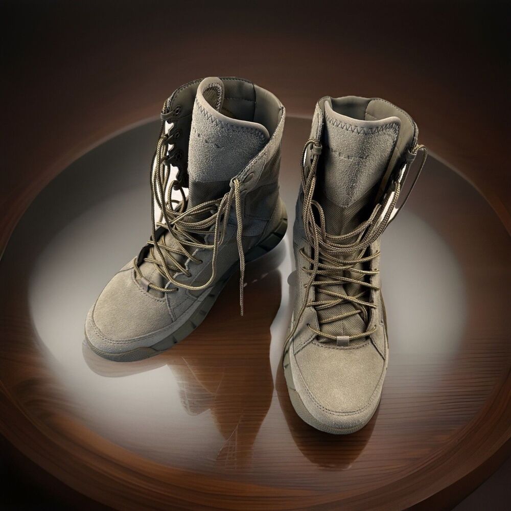 Oakley Assault 2 Tactical boots, Sage, Boys size 4, new without box, MRSP $150
